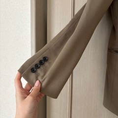 GU Mサイズ　テーラードジャケット　メンズ　ベージュの画像