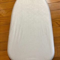 アイロン台の画像
