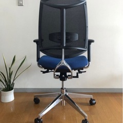 オフィスチェアの画像