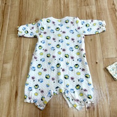 ロンパースの画像