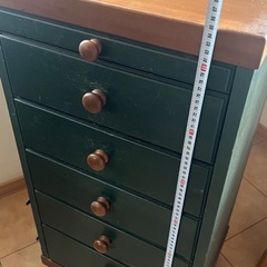 5段棚 チェスト 深緑 ダークグリーン 収納 
ビンテージ 木製 引き出し の画像