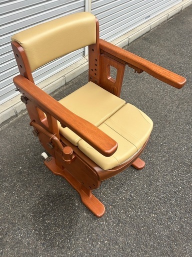 アロン化成　ポータブルトイレ　介護用品　家具調トイレセレクトR