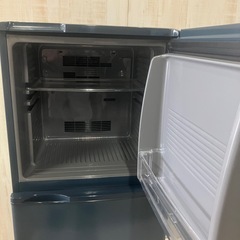 J616⭐️サンヨー　1999年製　2ドア　冷凍冷蔵庫の画像