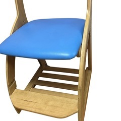 チャイルドシート　学習チェア　koizumi joieの画像