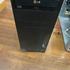 画像の物　ディスクトップPCの画像