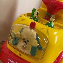 車おもちゃの画像