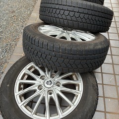 スタッドレスタイヤ4本　185/65R15 フリード の画像
