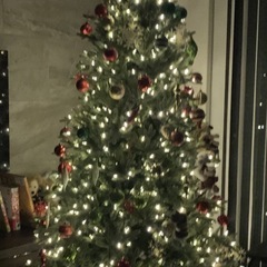 クリスマスツリー　2.2m  飾り付き　コストコ　の画像