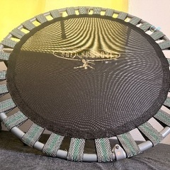 トランポリン　体操　子供の体幹の画像