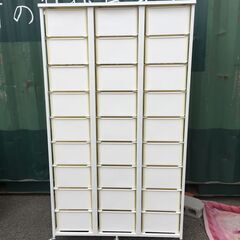 JM20449Y キャスター付きスチールチェスト 9段 3列タイプ  ・外寸 　幅：約102cm 高さ：約181cm 奥行：約45cm中古品【取りに来られる方限定】の画像