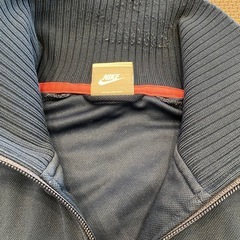 NIKE ジャージ上の画像