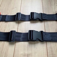 キッズシートベルト　スマートキッズベルト　補助ベルト 赤２つセットの画像