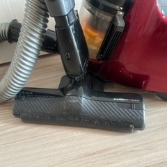 東芝　サイクロン式クリーナー(掃除機)の画像