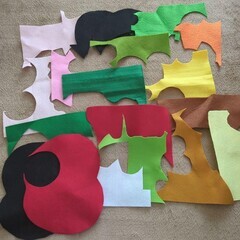 フェルト　多数　小さいものから新品までの画像