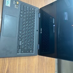 ノートパソコンの画像