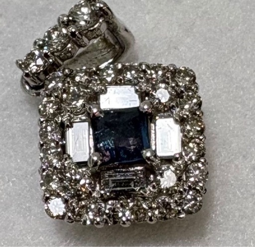 【大幅お値下げ】　pt アレキサンドライト0.12ct ダイヤモンド0.29ct ペンダントトップ　新品未使用品