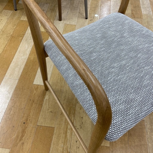 【お値下げしました！】秋田木工 アームチェア　入荷しました。