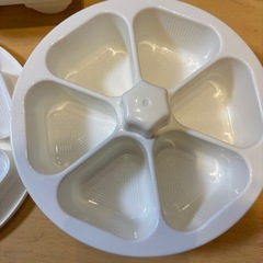 おにぎり作りの画像