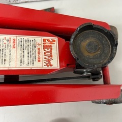 2トン　フロアジャッキ　車用工具　タイヤ交換　油圧式の画像