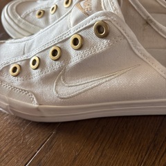 NIKEスニーカーサンダルの画像