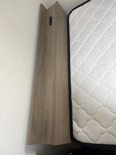 収納付きセミダブルベッド