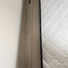 引き出し4杯大容量ベッド 宮付きタイプの画像