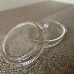 【商談中】キャセロール1つとパイレックス小皿2つの画像