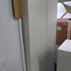 中古ロッカー各種どれでも1個10,000円！見に来てください！オフィス家具多数ありの画像