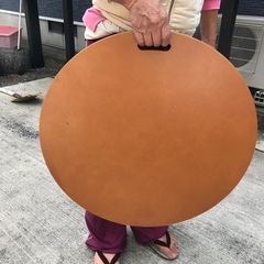 折りたたみ円卓　丸テーブル　持ち手付きの画像