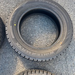 新品205/60R16DUNLOP WINTER MAXXスタッドレス4本セットの画像
