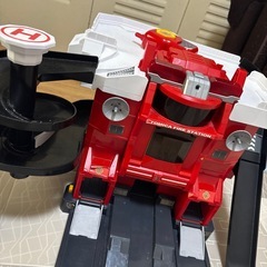 【中古】トミカ変形ファイヤーステーションの画像