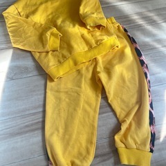 SHEIN✨ハート柄✨ヒョウ柄ライン✨スエットセットアップ✨上下セット✨の画像