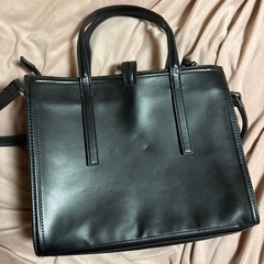 ZARAトート
バックの画像