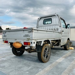 ⭐️車検付き⭐️４ＷＤリフトアップ　スズキキャリイ　軽トラの画像