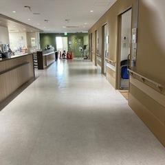 資格不要、未経験歓迎！病院の夜間事務　夜間の病院の顔を担う仕事です。の画像