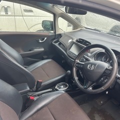 ★ハイブリッド★フィットシャトル★F F★車検R8.6★の画像