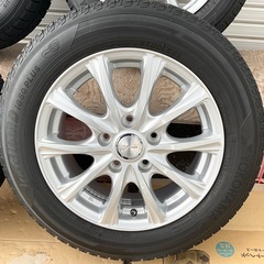 スタッドレスタイヤ4本の画像