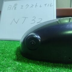 日産 NISSAN エクストレイル NT32 ドアミラー サイドミラー 右の画像