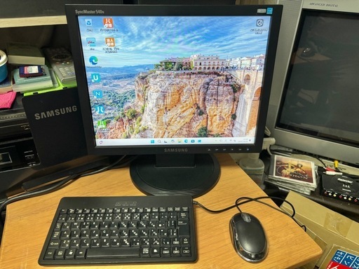 パソコン　dynaDesk DT100/P3