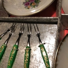 昭和レトロ食器セットの画像