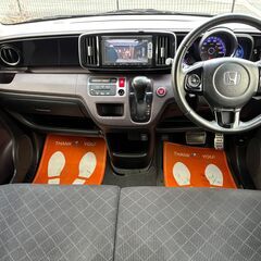 【総額コミコミ】広島発プライムゲート26年NONE4WDプレミアムツアラー　車検令和９年９月　ワンオーナー　4WDターボ　シティブレーキアシスト　プレミアムモカパール　純正ナビ　バックカメラ　地デジテレビ　ステアリングリモコン　ETC　前後ドラレコ　HIDライト　フロントフォグ　クルーズコントロール　純正15インチアルミ　スマートキー　プライバシーガラス　革巻きステアリング　タイミングチェーン　修復歴無し　ディーラー系オートオークション仕入　軽自動車　格安の画像