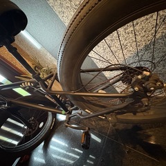 ファットバイク　太いタイヤ　自転車の画像