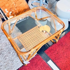 ラタン コーヒーテーブル ガラス天板 籐 ビンテージ 昭和レトロ テーブル サイドテーブル センターテーブルの画像