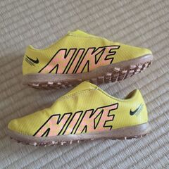 NIKE サッカートレシュー 18.5cmの画像
