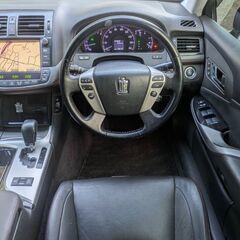 月々2.2万円でのれます！トヨタ クラウン アスリート 2.5アニバーサリーエディション　総額120万円！走行距離13.9万キロ！の画像