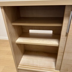 ローチェスト　本棚　食器棚の画像