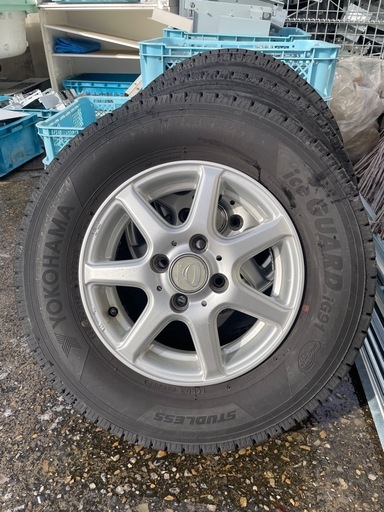バリ山！　165/80R13 ヨコハマスタッドレス4本セット！