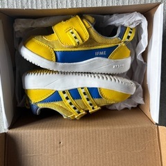 BABY｜IFME ×TRAIN ベビースニーカー 923形 ドクターイエロー（YELLOW）の画像