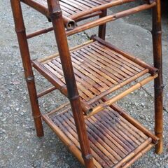 竹製の飾り台・置物台の画像