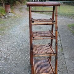 竹製の飾り台・置物台の画像